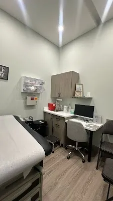 Emerald Caremax Walk-In Clinic & Family Practice at Cambridge