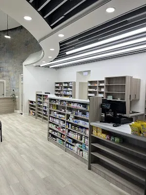 Med Square Medical Centre (Walk-in and Accept new patients, Lab one site, Dermatologist, Cardiovascular & Dietitian)