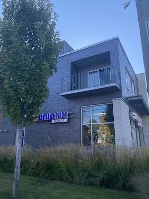 Uniprix Clinique Walid Fahim, Rafik Abdel-Malek - Pharmacie affiliée