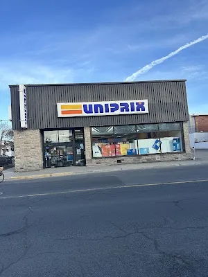 Uniprix P. Lapointe, et N. Sévigny