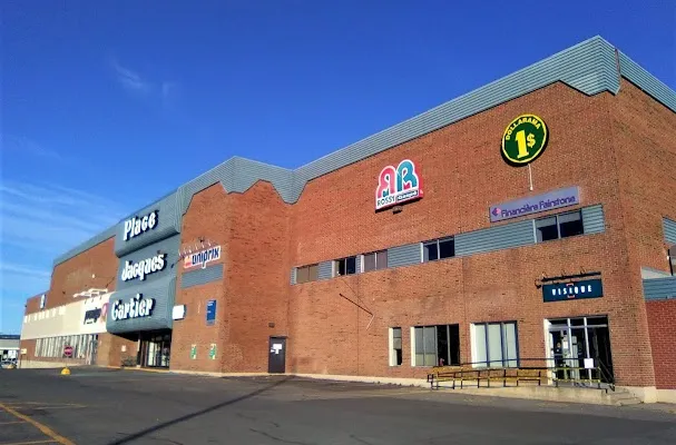 Uniprix Pharmacie Martin Gagnon et Vicky Fournier